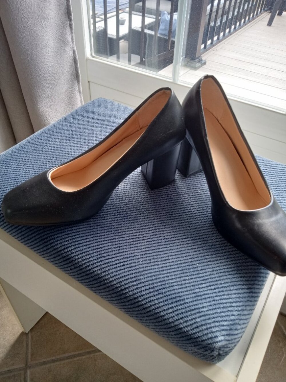 Shoes - Picture 3 of 3